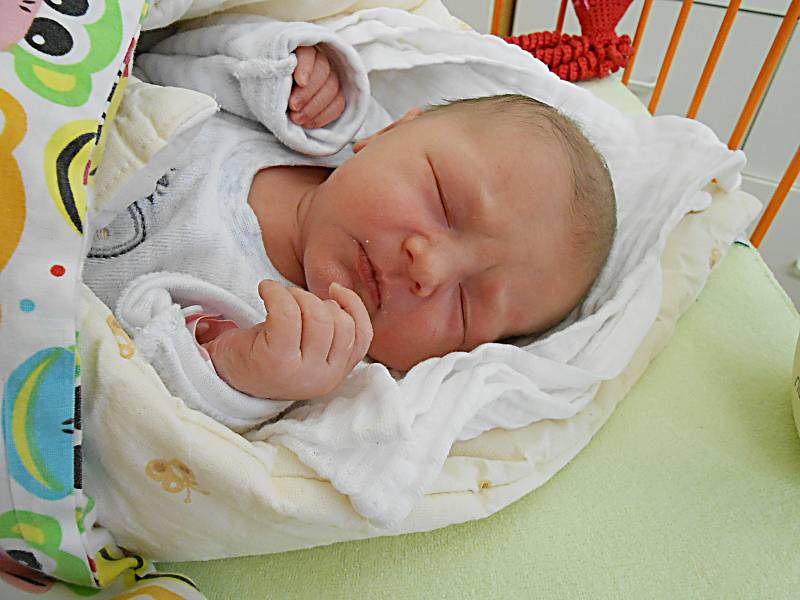 Jana Zubričanová se narodila 11. února, vážila 2,9 kg a měřila 48 cm. Maminka Jana a tatínek Rudolf si ji odvezou domů do Horní Rokyté.