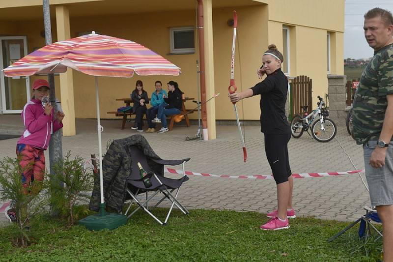 Ukončení letní sportovní sezóny v Kolomutech pojali uspořádáním zábavné akce pro děti, kterou pořádal Obecní úřad Kolomuty, Sbor dobrovolných hasičů Kolomuty a sportovní klub Sportovní Areál Kolomuty.