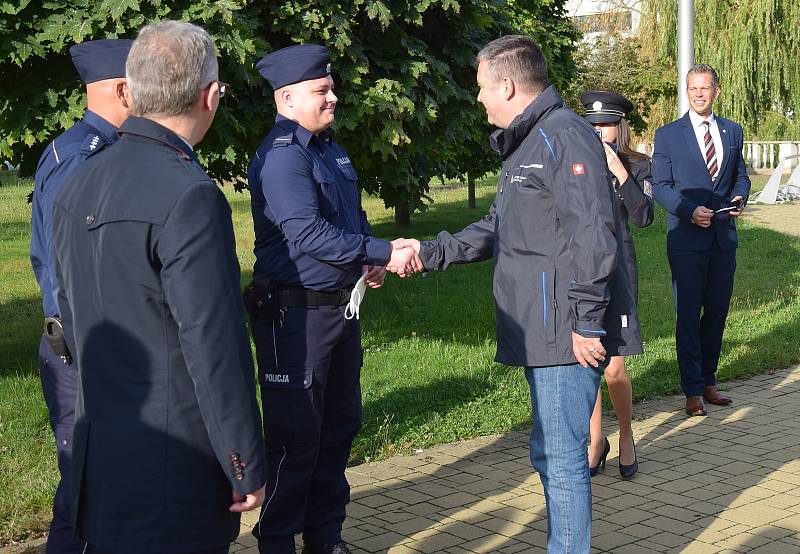 Polští policisté působili ve společných hlídkách s mladoboleslavskými policisty.