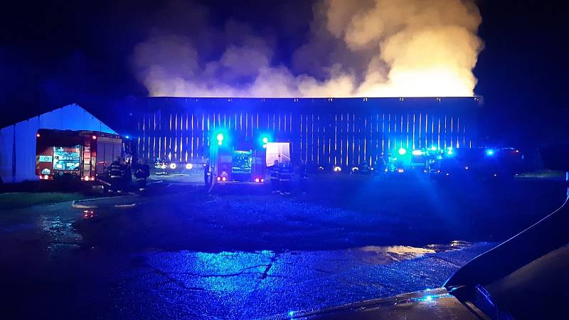 Z požáru stodoly v Lázních Toušeň