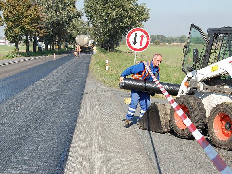 Oprava silnice na trase Mladá Boleslav - Nymburk mezi rychlostní komunikací R10 a Libichovem.