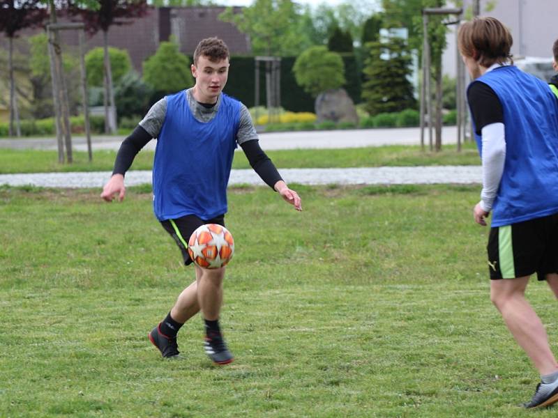 Trénink fotbalistů FC Sporting Mladá Boleslav na Bradleci