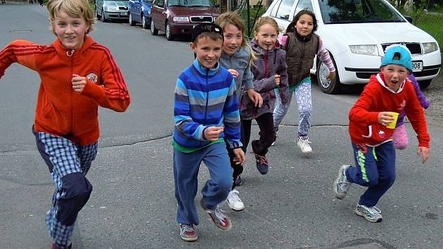 Druhého ročníku Čachovického běhu se zúčastnili žáci základní školy i veřejnost. Letos se běželo pro nemocného Lukáše.