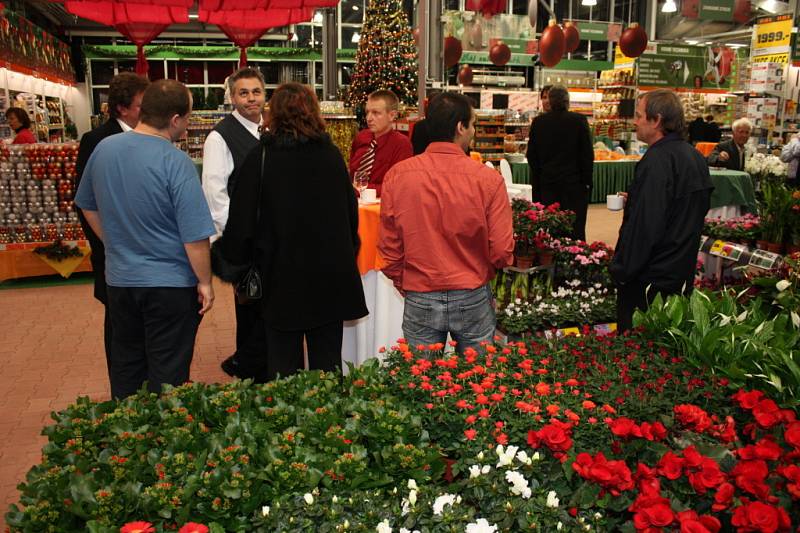 Otevírací party hobbymarketu OBI v Mladé Boleslavi. 