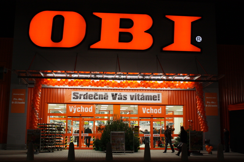 FOTO: V Boleslavi otevřeli OBI, práci zde našlo 75 lidí - Boleslavský deník
