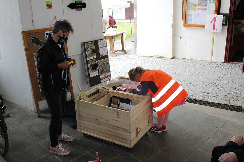 Do muzea se lidé nehrnou. Situace by mohla být lepší až v září. Nejen na boleslavském hradě připravují bohatý program