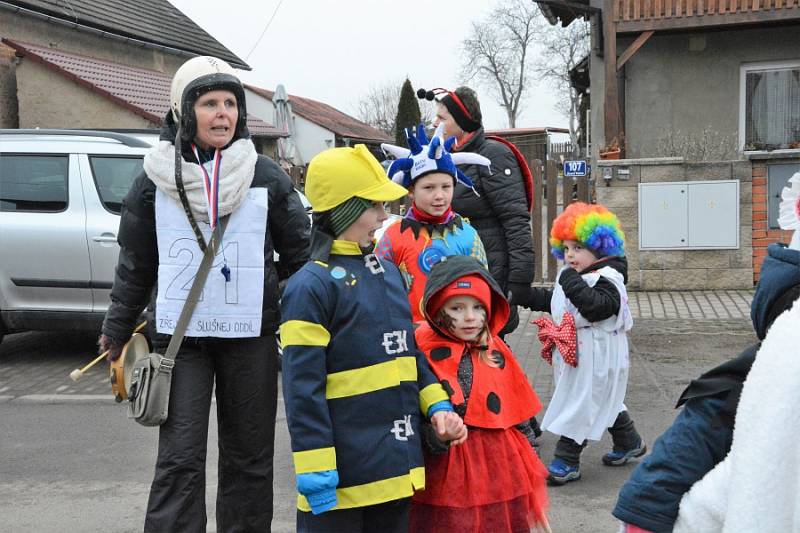 Masopustní průvod prošel Jizerním Vtelnem.