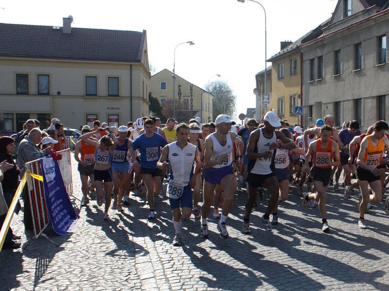 Start Bakovského půlmaratonu.