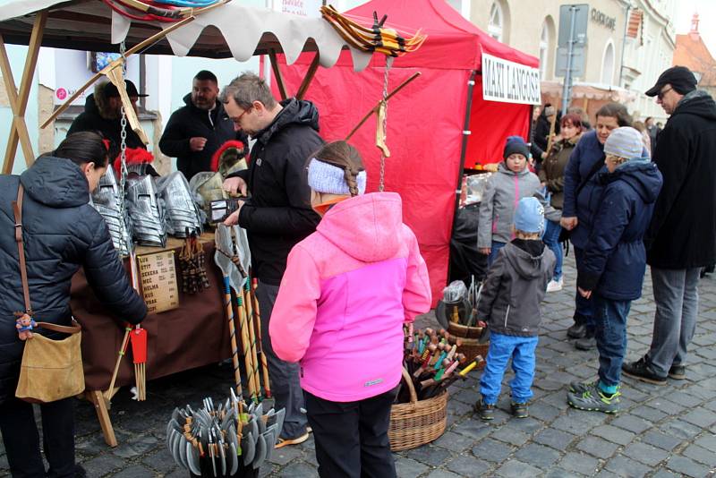 Z velikonočního jarmarku na Českobratrském náměstí v Mladé Boleslavi.