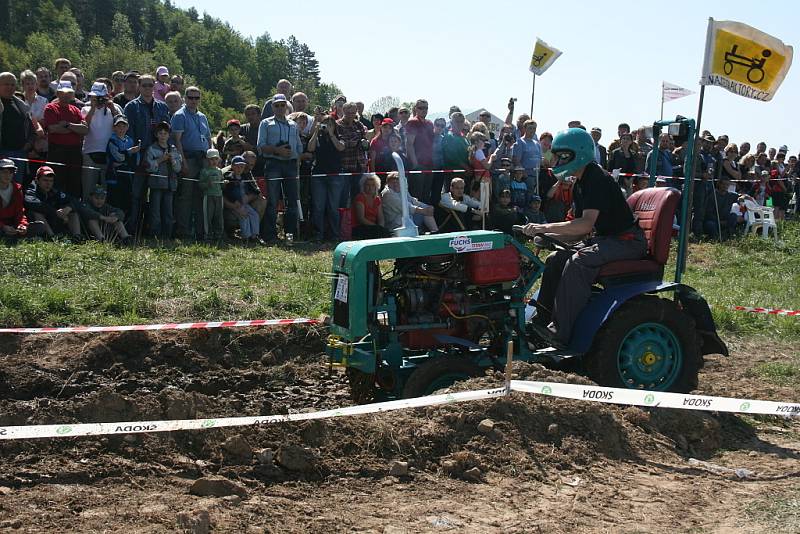 3. ročník závodů traktorů do vrchu.