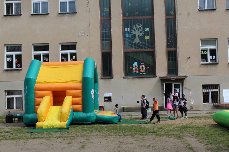Své osmdesáté narozeniny letos slaví Střední, základní a mateřská škola, dětský domov a speciálně pedagogické centrum Mladá Boleslav.
