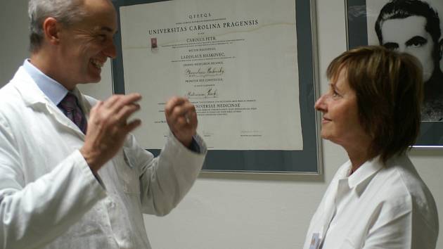 Stanislav Najman, ředitel Kliniky Dr. Pírka a Alena Kubíčková, vedoucí gastroenterologie na zmíněné klinice
