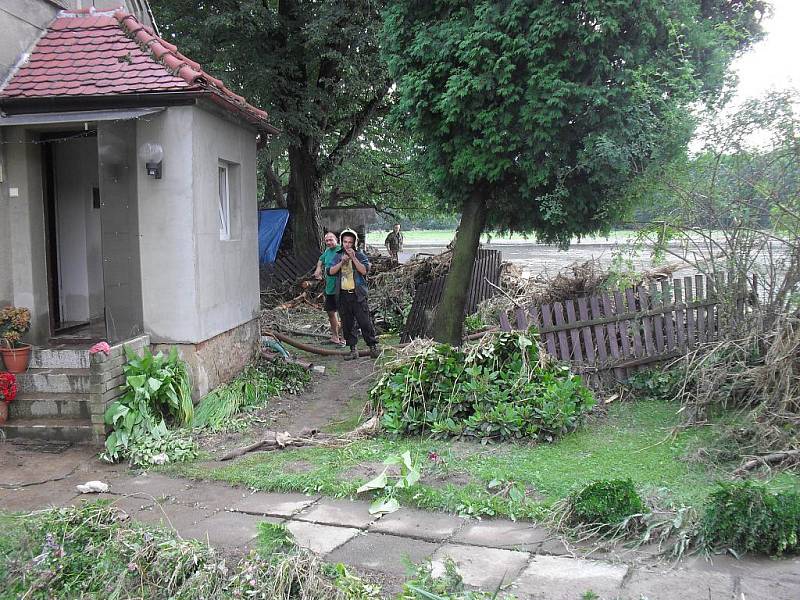 Ničivé povodně na Liberecku krotili i Boleslaváci.