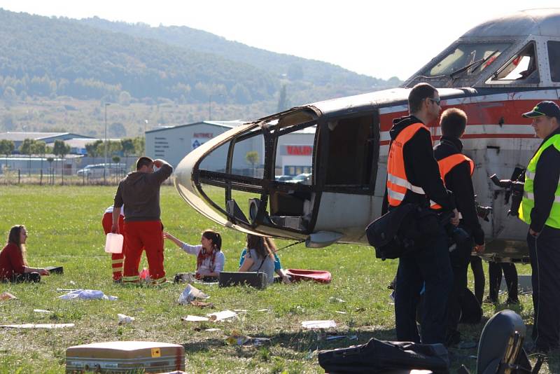 Srážka dvou letadel - cvičení složek IZS na boleslavském letišti