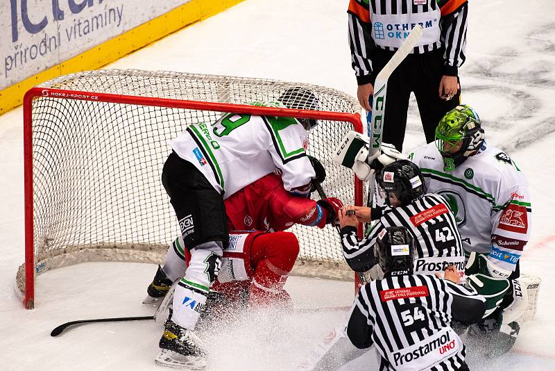 Utkání 2. kola semifinále play-off Generali České pojišťovny mezi HC Oceláři Třinec a BK Mladá Boleslav.