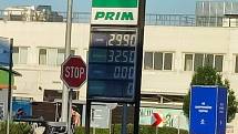 Nízké ceny na benzince v Mladé Boleslavi.