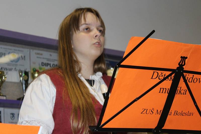 Ve středu se zpívalo například i v mladoboleslavské Základní škole Pastelka v Severním městě.