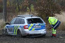 Dopravní nehoda policejního vozu ve čtvrtek 4. listopadu 2021.