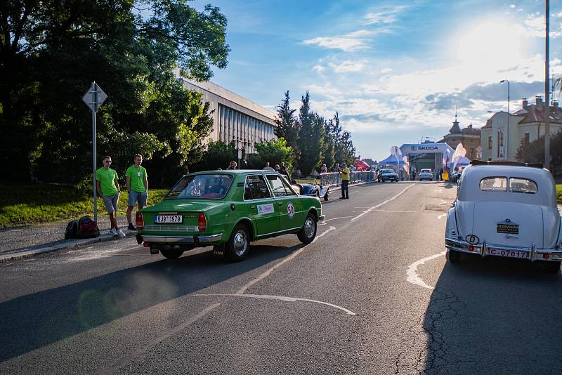 Oldtimer Bohemia Rally 2021 lákala fanoušky motorsportu