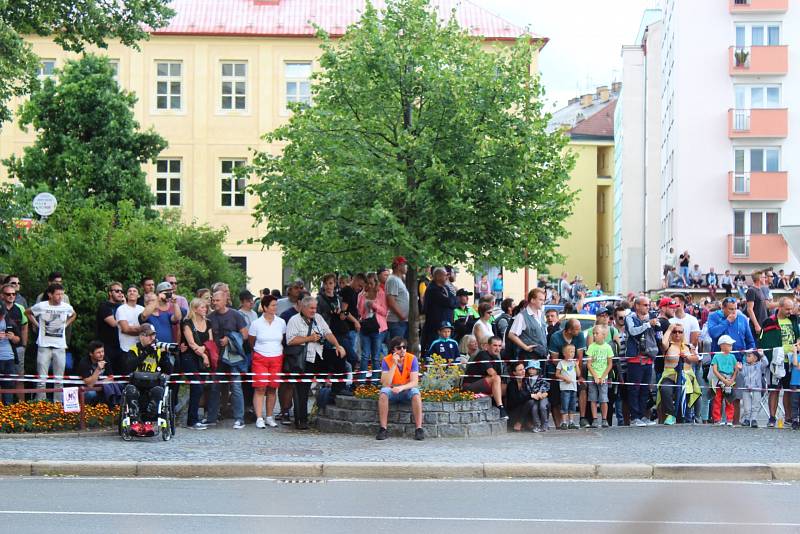 Historické centrum se stalo závodní dráhou.