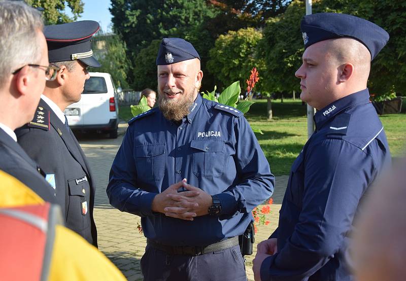 Polští policisté působili ve společných hlídkách s mladoboleslavskými policisty.