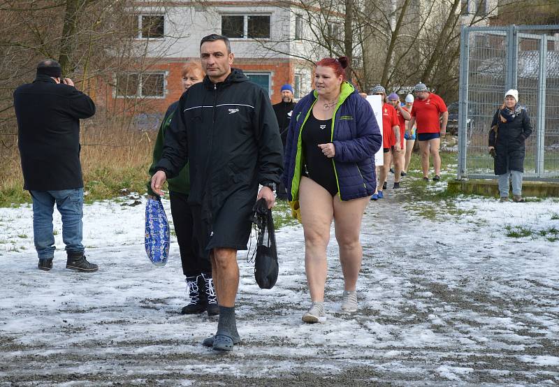 Otužilecké závody v Jizeře v Mladé Boleslavi. Závodilo se na tratích od 100 metrů do jednoho kilometru.