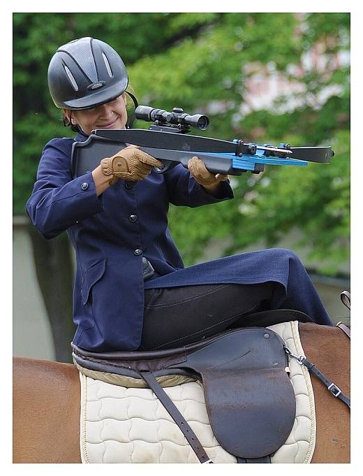 Dámy v sedle v Mnichově Hradišti.