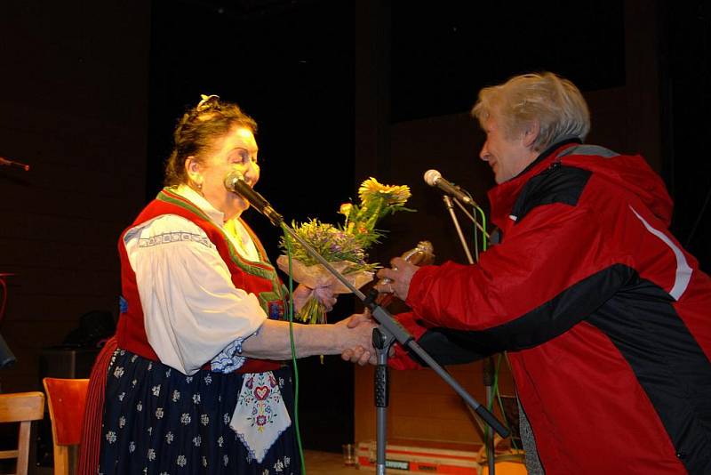 	 FLERET & JARMILA ŠULÁKOVÁ Valečov 27.8.2010