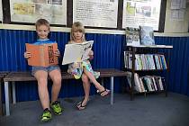 Malí čtenáři v literární zastávce