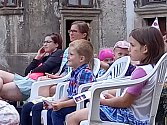Děti na zámku v Bělé zhlédly pohádku od Zdeňka Svěráka