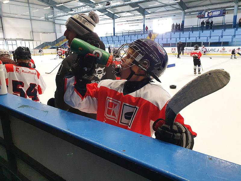 Třetí kemp druhého ročníku Školy hokejových talentů proběhl na zimním stadionu v Benátkách nad Jizerou.