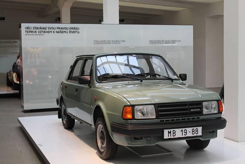 Také v neděli 14. dubna obdivovali lidé stodvacetiletou výrobní tradici automobilky Škoda.