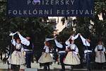 Bakov nad Jizerou patřil v sobotu folkloru. Již po sedmé se tu totiž konal Pojizerský folklorní festival, který opět přilákal tisíce návštěvníků.