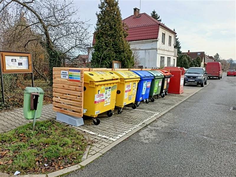 Komise pro rozvoj příměstských částí Mladé Boleslavi zajistila v několika čtvrtích a lokalitách takzvané aretační kontejnerové stání.