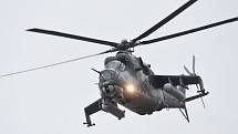 Bitevní vrtulník Mi-24.