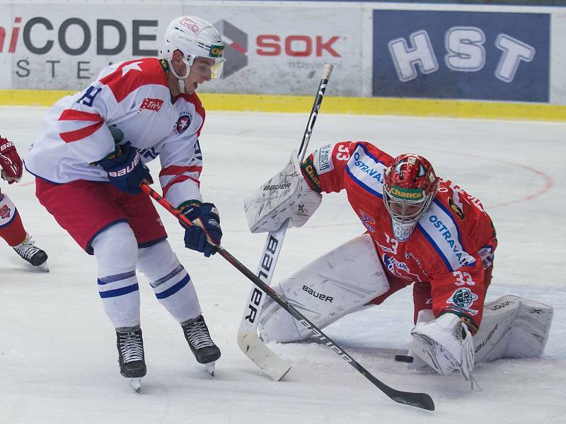 Čtvrté kolo hokejové Chance ligy mezi SK Horácká Slavia Třebíč a HC RT Torax Poruba.