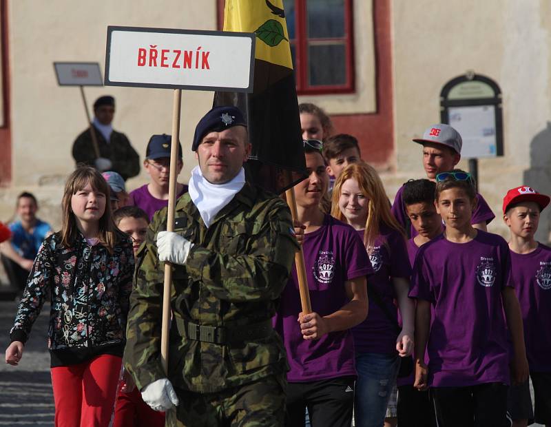 Regionální olympiáda dětí a mládeže začala v úterý v podvečer v Náměšti nad Oslavou.