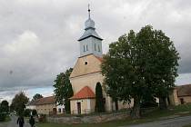 Svatostánek zasvěcený patronovi české země pochází ze 13. století.