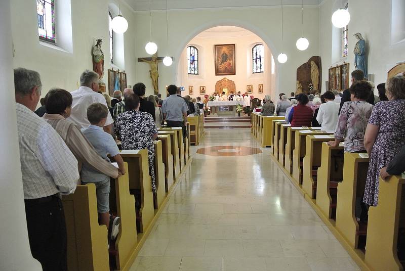 Pouť sv. JIljí obcí z farnosti Ruda, Jabloňov a Březejc