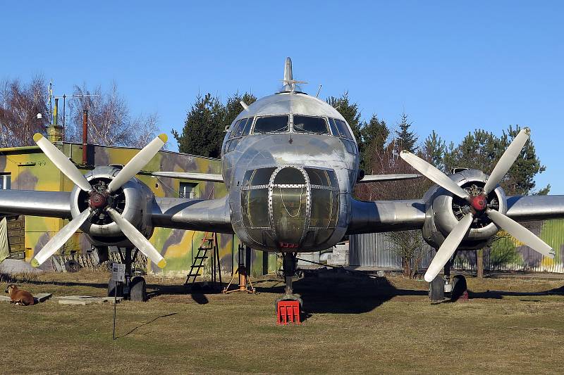 Il-14 se do hangáru nevejde, další exponáty v něm ale najdou nový domov.