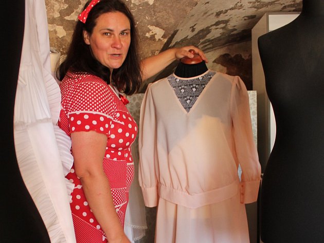 V Čechtíně co nevidět otevřou muzeum svatebních šatů