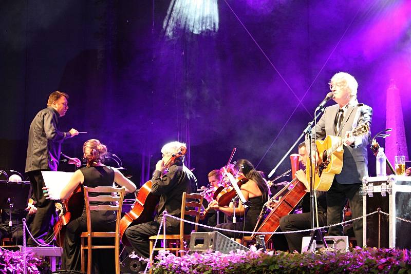 Koncert Miro Žbirka Symphonic v Jaroměřicích nad Rokytnou.