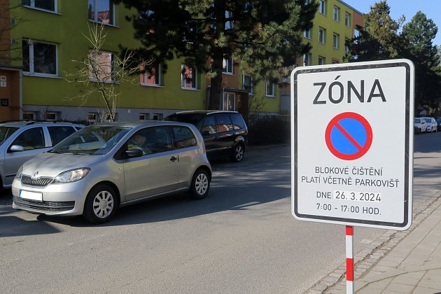 V Třebíči začne jarní úklid, hrozí vysoké pokuty. Víme, kde a kdy neparkovat