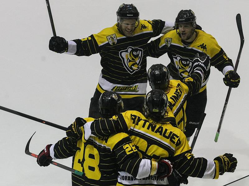 Druholigoví hokejisté Moravských Budějovice vyřadily Sokolov a v semifinále se utkají stejně jako v loňském play-off s Havlíčkovým Brodem.