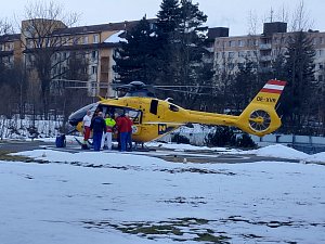 U vážné dopravní nehody na Znojemsku pomáhaly posádky z Vysočiny i Rakouska.