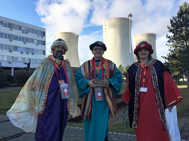 OBRAZEM: Tradiční tříkrálová koleda v elektrárně Dukovany