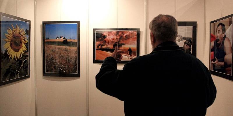 V termínu od 30. ledna do 8. března 2009 vystavuje v prostorách třebíčského zámku svá díla pětice fotografů.