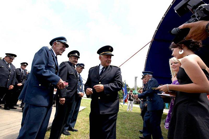 Hasiči v Kramolíně oslavili stovku   