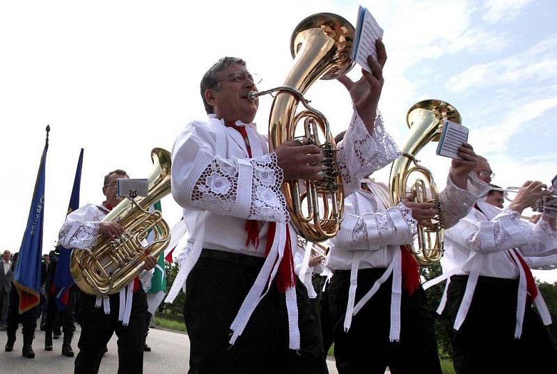 Hasiči v Kramolíně oslavili stovku   