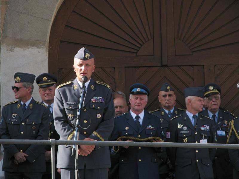 Vojáci z náměšťské základny si v pátek připomněli vznik svého prvního útvaru.